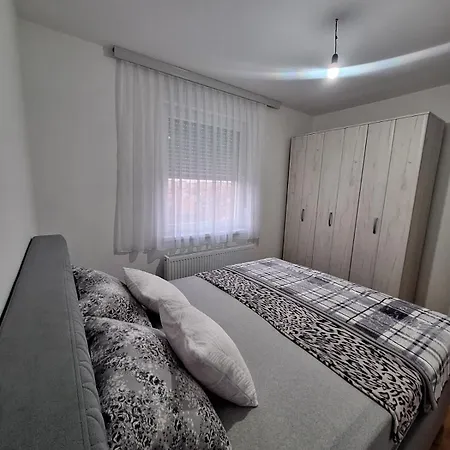 Kosta بييلينا