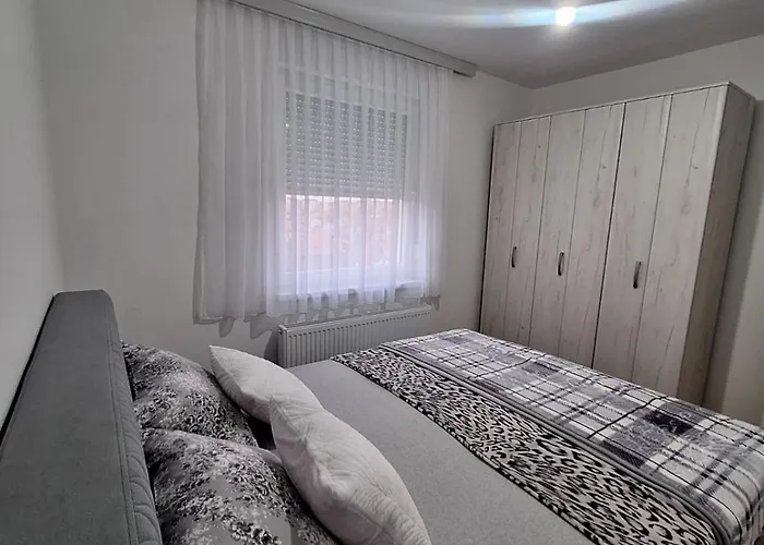 Kosta بييلينا